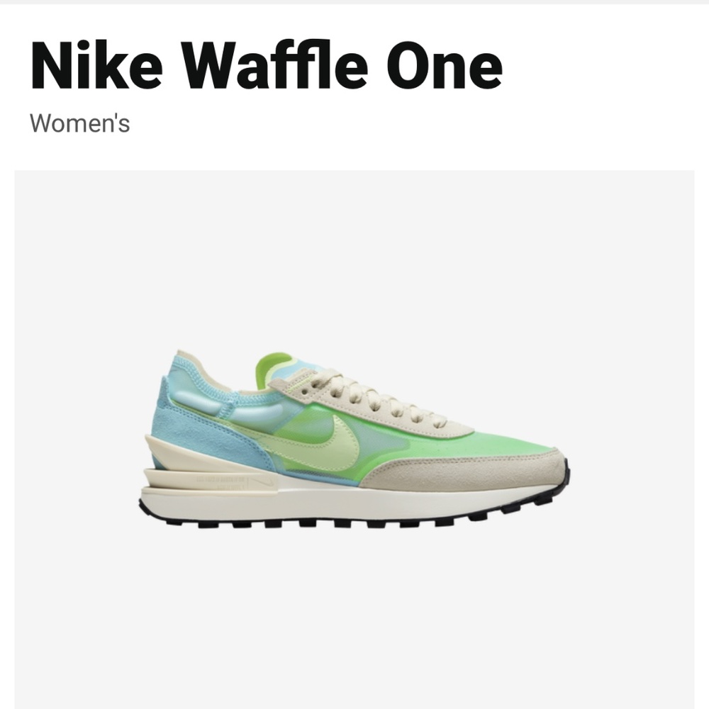 Women’s Nike Waffle One Running Shoes